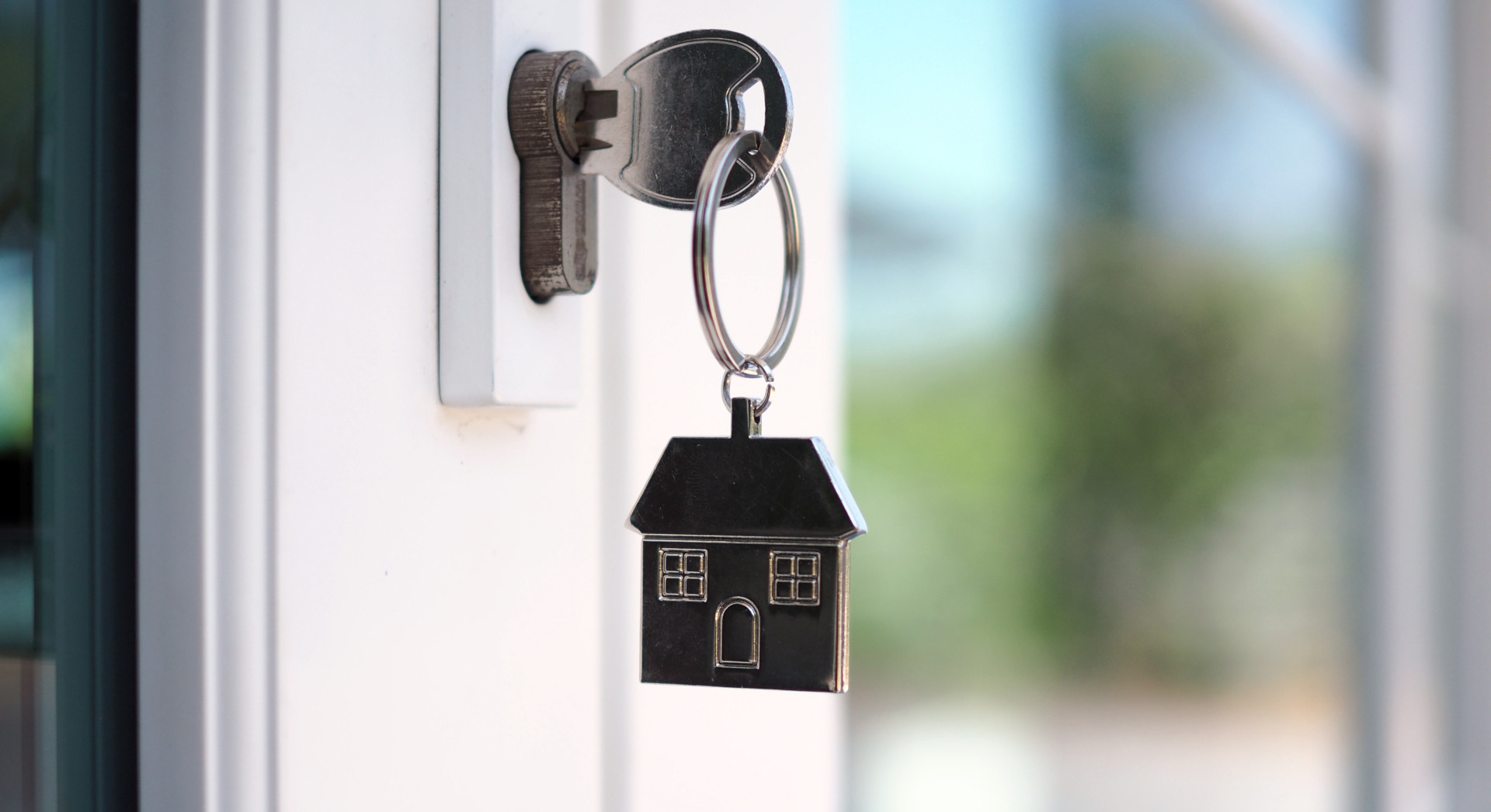 Unlock the key to your new home with REAL CONSULTANTS MORTGAGE AND REAL ESTATE SERVICES INC.